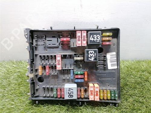 Used Fuse box Fuse box AUDI A3 (8P1) 1.9 TDI (105 hp) 34608924 34608924