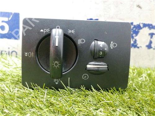 Used Switch FORD FOCUS II (DA_, HCP, DP) 1.6 (100 hp) 31900696