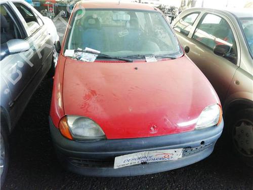 Brugte FIAT SEICENTO / 600 (187_) 1.1 (187AXB, 187AXB1A, 187AXC1A02) (54 hp) 4408364