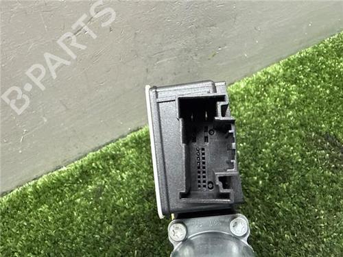 Right front window motor SEAT IBIZA V (KJ1, KJG) 1.0 MPi | BP32432115E20