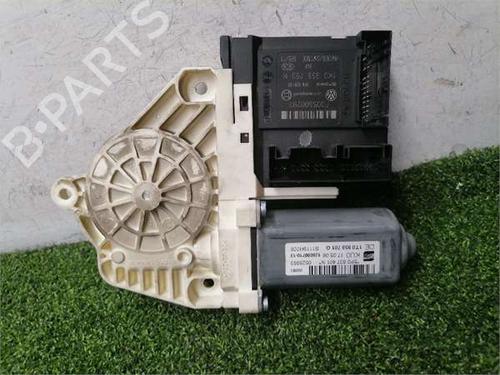 Used Left front window motor Left front window motor SEAT ALTEA (5P1) 1.9 TDI (105 hp) 39699323 39699323