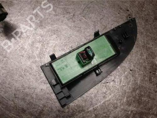 Left front window switch SEAT LEON (1P1) 1.9 TDI | BP31895077I27