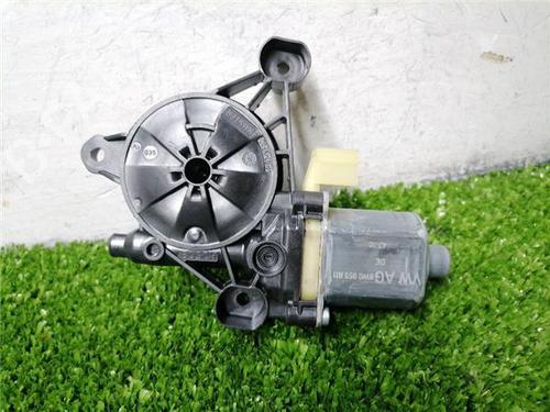 left-rear-window-motor-audi-a4-b9-avant-8w5-8wd-2015-32200237 main image