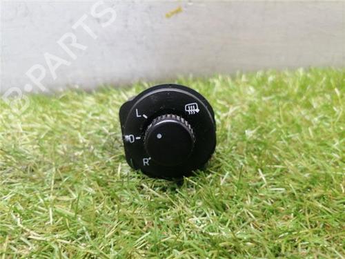 Commande retroviseurs SKODA RAPID (NH3, NK3, NK6) 1.6 TDI (105 hp) 31901600