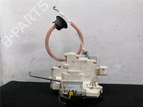 Serrure avant droite Serrure avant droite AUDI A3 (8P1) 1.9 TDI (105 hp) 34609005 34609005