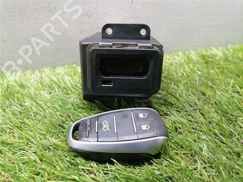 Used Switch Switch ALFA ROMEO 159 (939_) 2.4 JTDM (939AXD12, 939AXD1B) (200 hp) 33477937 33477937