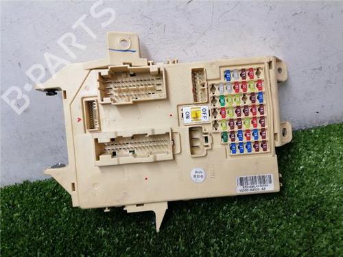 Used Fuse box KIA CARENS IV 1.7 CRDi (116 hp) 32457340