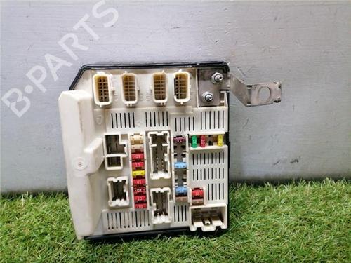 Used Fuse box Fuse box 36849864 36849864