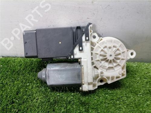 Used Right front window motor Right front window motor VW GOLF IV (1J1) 1.9 TDI (110 hp) 36053391 36053391