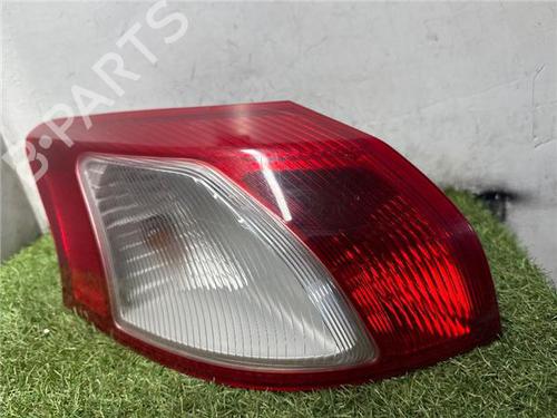 Feu arrière gauche MITSUBISHI LANCER VIII (CY_A, CZ_A) 2.0 DI-D (CY8A) (140 hp) 31901621