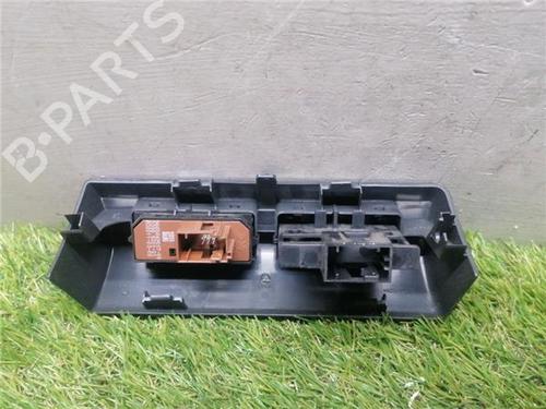 Switch PEUGEOT 5008 (0U_, 0E_) 2.0 HDi 150 / BlueHDi 150 | BP32821155I30 - Image 2