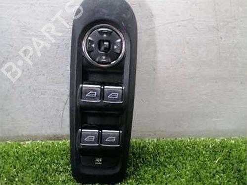 Used Left front window switch Left front window switch FORD MONDEO IV (BA7) 1.8 TDCi (125 hp) 36573034 36573034