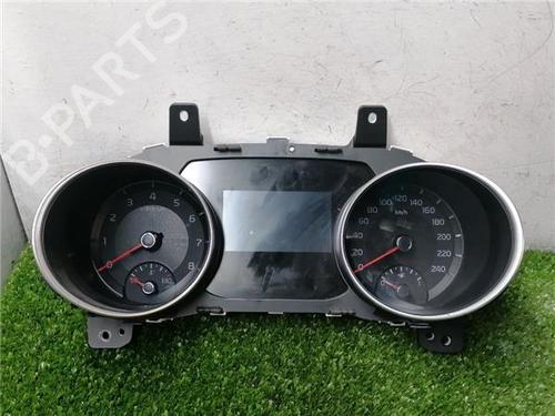Used Instrument cluster KIA XCEED (CD) 1.0 T-GDI (101 hp) 32399531
