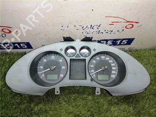 Used Instrument cluster Instrument cluster SEAT IBIZA III (6L1) 1.4 TDI (70 hp) 31900739 31900739