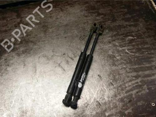 Ammortizzatore portellone posteriore VW VENTO (1H2) 1.4 (60 hp) 31891104