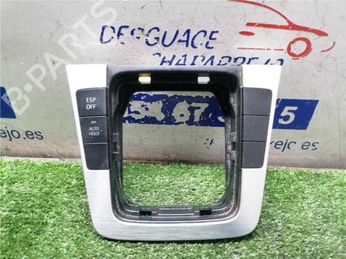 Gearknop VW PASSAT B6 (3C2) 2.0 TDI (140 hp) 31892959