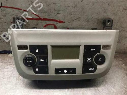Commande Chauffage FIAT LINEA (323_, 110_) 1.3 D Multijet (323AXB11, 323AXB1A) (90 hp) 31896014