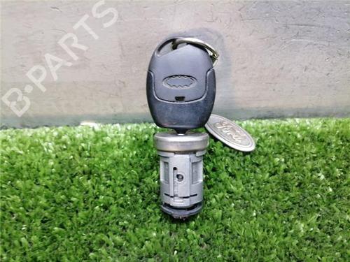 switch-ford-fusion-ju_-2002-2003-2004-2005-2006-2007-2008-2009-2010-2011-2012-34175971 main image