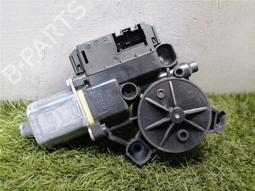 Used Right rear window motor Right rear window motor 32431754 32431754