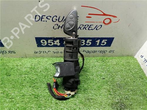 Commutateur ALFA ROMEO 147 (937_) 1.9 JTD (937.AXF1A, 937.BXF1A) (101 hp) 31897884