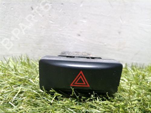 Used Warning switch NISSAN X-TRAIL II (T31) 2.0 dCi 4x4 (150 hp) 31900958