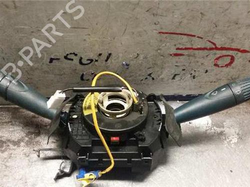 Commutateur FIAT DOBLO Box Body/MPV (223_) 1.9 D (223ZXB1A) (63 hp) 31895913