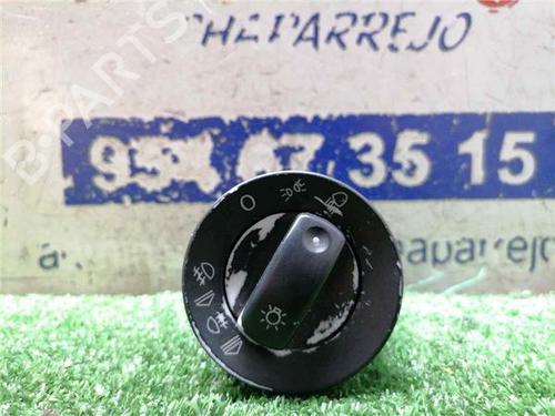 Commutateur AUDI A4 B7 (8EC) 2.0 TDI 16V (140 hp) 31899382