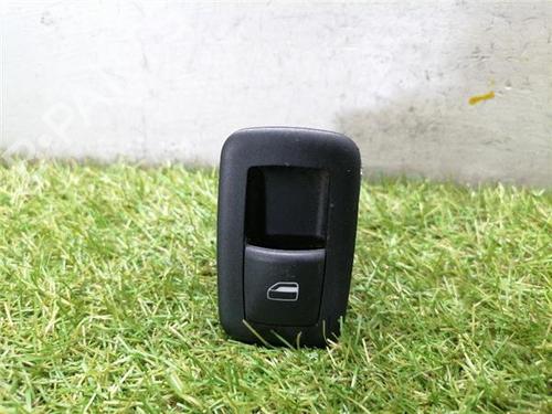 left-rear-window-switch-fiat-freemont-345_-2011-31901423 main image