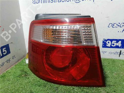 left-taillight-kia-carens-i-mpv-fc-fj-1998-1999-2000-2001-2002-2003-2004-2005-2006-2007-31893382 main image