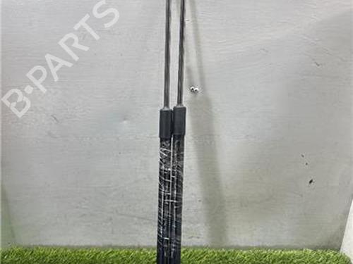 tailgate-lift-support-skoda-octavia-iii-combi-5e5-5e6-2012-2013-2014-2015-2016-2017-2018-2019-2020-33478107 main image