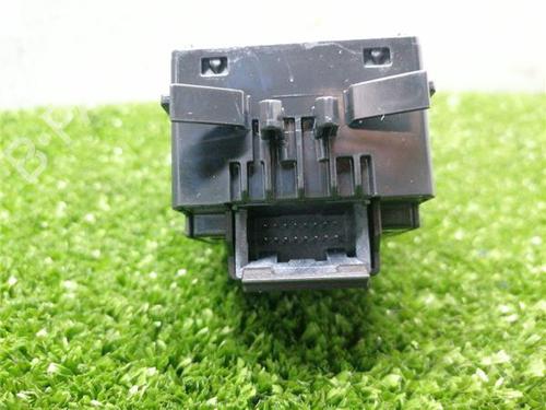 Interruttore TOYOTA COROLLA Saloon (_E21_) 1.8 VVTi Hybrid (ZWE211) | BP32377152I30