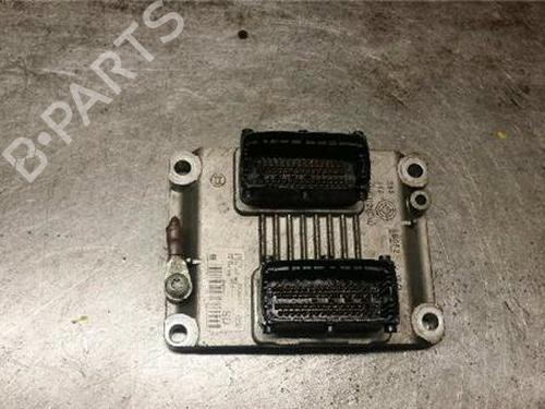 Used Electronic module Electronic module OPEL CORSA C (X01) 1.2 (F08, F68) (75 hp) 31889405 31889405