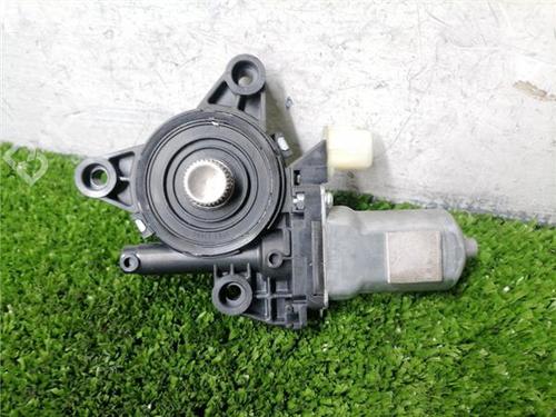 Left rear window motor KIA CARENS IV 1.7 CRDi | BP32432302E23 - Image 2