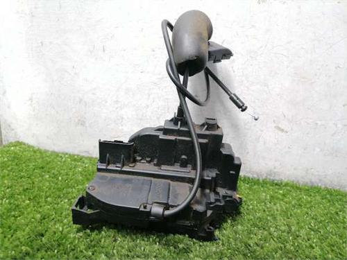 rear-left-lock-renault-megane-iii-hatchback-bz01_-b3_-2008-36382824 main image