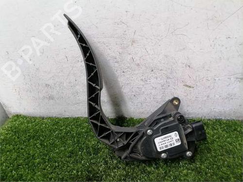 Pedal Pedal RENAULT CLIO IV (BH_) 1.5 dCi 75 (75 hp) 36849988 36849988