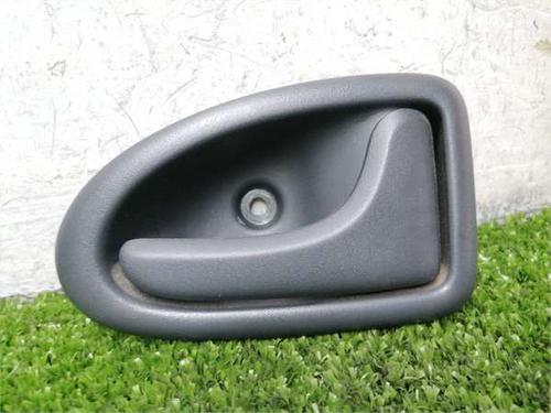 Used Rear right interior door handle Rear right interior door handle RENAULT CLIO II (BB_, CB_) 1.2 16V (BB05, BB0W, BB11, BB27, BB2T, BB2U, BB2V, CB05,... (75 hp) 35936131 35936131