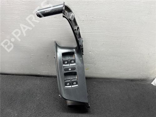Used Left front window switch Left front window switch SEAT IBIZA IV ST (6J8, 6P8) 1.6 TDI (105 hp) 33415571 33415571