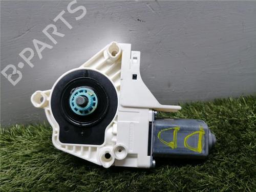 Right front window motor AUDI Q5 (8RB) 2.0 TDI quattro | BP31900828E20