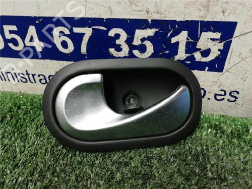 Used Front left interior door handle RENAULT MODUS / GRAND MODUS (F/JP0_) 1.4 (JP01, JP0J) (98 hp) 31896831