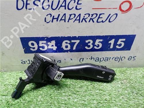 switch-seat-leon-1p1-2005-2006-2007-2008-2009-2010-2011-2012-2013-31897902 main image