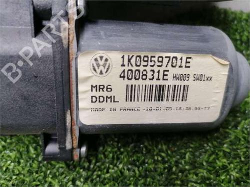 Left front window motor VW GOLF V (1K1) 2.0 TDI 16V | BP38428007E21 - Image 3