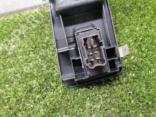 Right front window switch FIAT GRANDE PUNTO (199_) 1.4 (199AXB11, 199AXB1A, 199BXB1A, 199AXL1A) | BP37226242I26 - Image 3