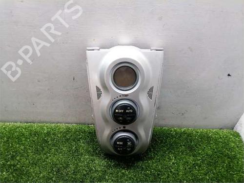 climate-control-toyota-yaris-_p9_-2005-2006-2007-2008-2009-2010-2011-2012-2013-2014-36053513 main image