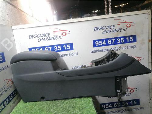 Porte-gobelet/Objets FORD MONDEO IV (BA7) 2.0 TDCi (140 hp) 31898793