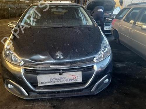 Brugte PEUGEOT 208 I (CA_, CC_) 1.6 BlueHDi 100 (100 hp) 4412417