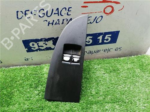 Used Left front window switch SEAT LEON (1P1) 1.9 TDI (105 hp) 31898901