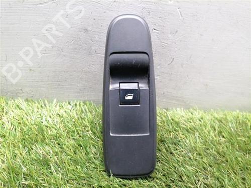 Used Right front window switch Right front window switch CITROËN C4 Picasso I MPV (UD_) 1.6 HDi (109 hp) 36452911 36452911
