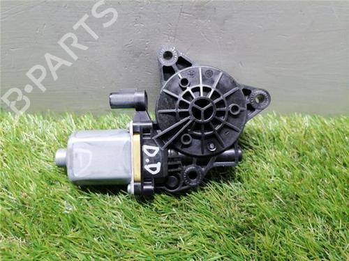 Used Right front window motor HYUNDAI TUCSON (TL, TLE) 1.7 CRDi (116 hp) 31901070