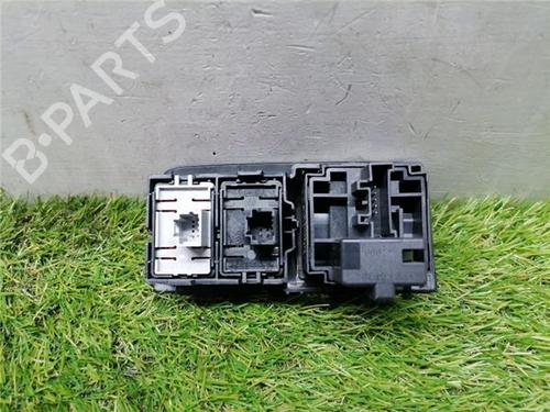 Switch RENAULT SCÉNIC III (JZ0/1_) 1.6 dCi (JZ00, JZ12) | BP31961953I30