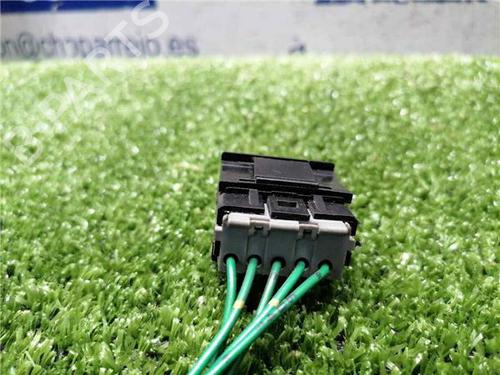 Left front window switch PEUGEOT PARTNER MPV (5_, G_) 1.9 D | BP31900374I27 - Image 2